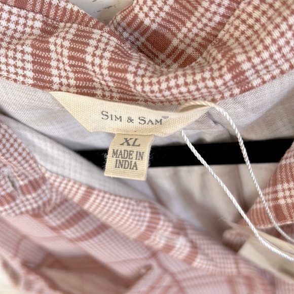 SIM & SAM Sleeveless Blouse | SIZE XL - Picture 6 of 6